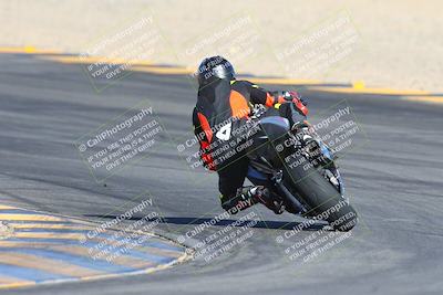 media/Dec-05-2024-Racers Edge (Thu) [[e102e0690b]]/3-B Group/Session 1 Turn 8 Backside/